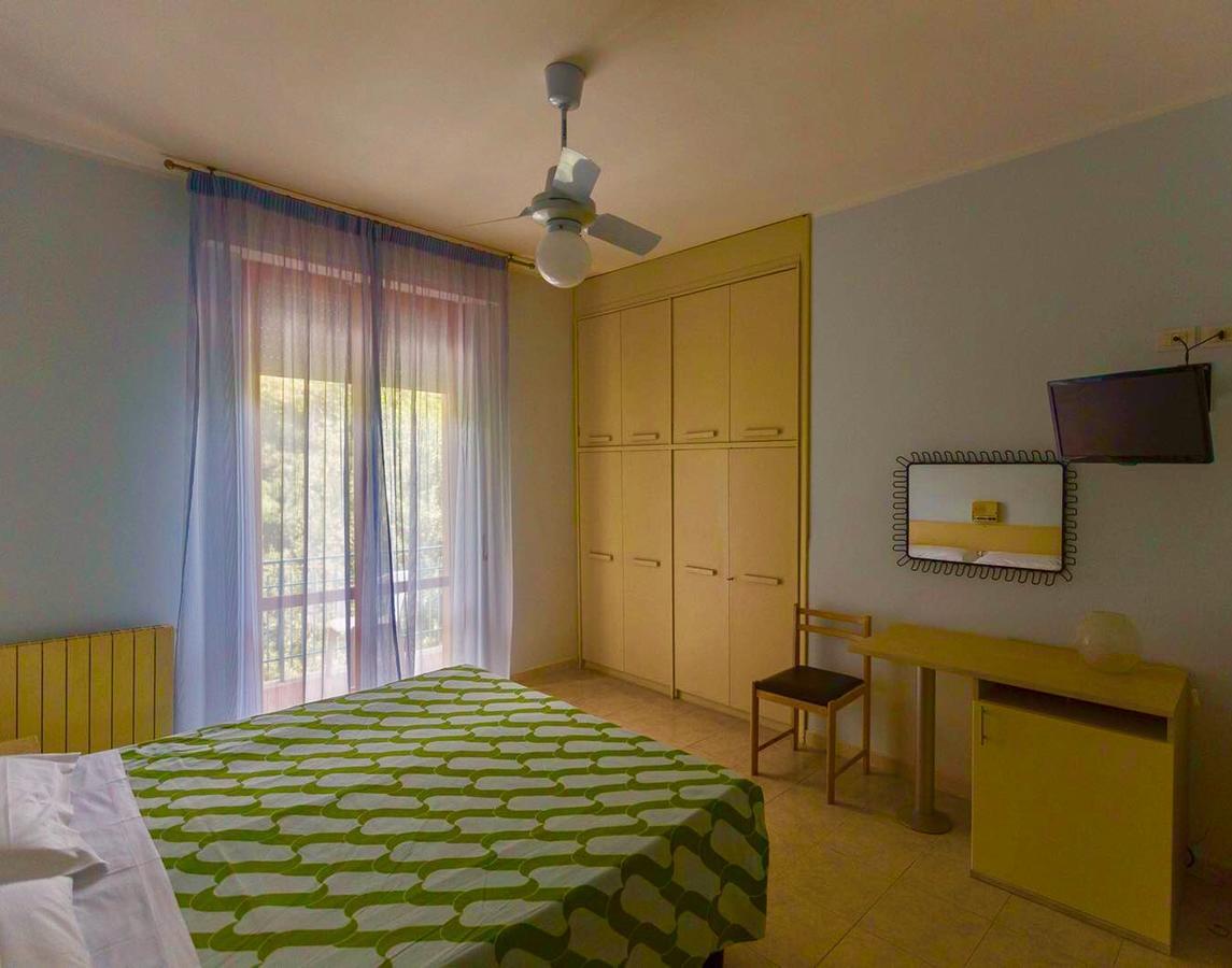 Albergo Le Sorgenti เคียนเชียโนแตร์เม ภายนอก รูปภาพ