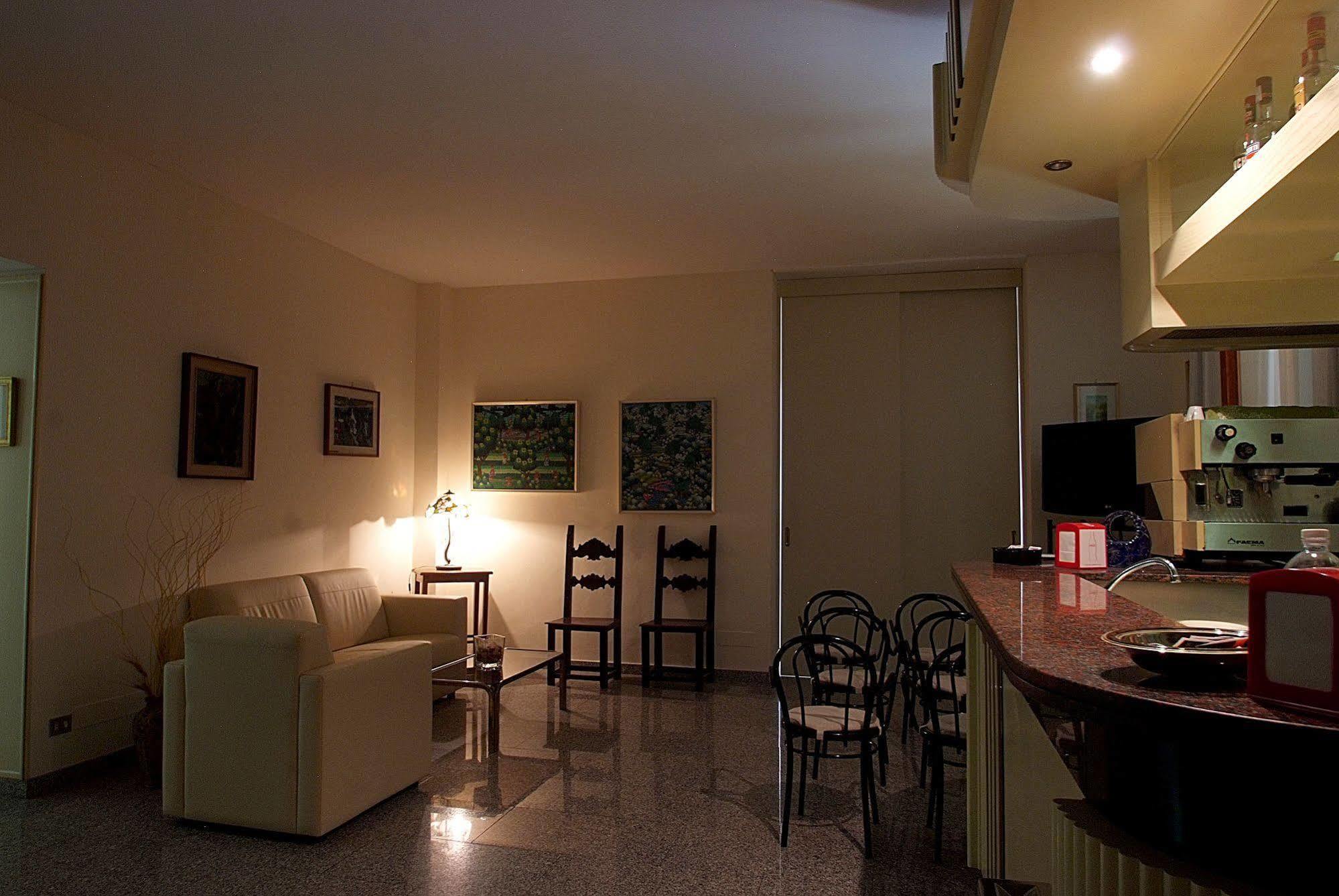 Albergo Le Sorgenti เคียนเชียโนแตร์เม ภายนอก รูปภาพ